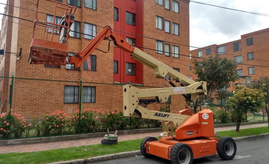 Brazo articulado 15 MT E450AJ JLG